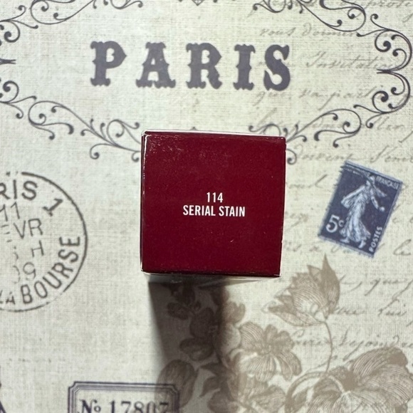 MAC *Serial Stain* Versicolour Varnish Cream Lip Stain .28 fl oz - Picture 6 of 9